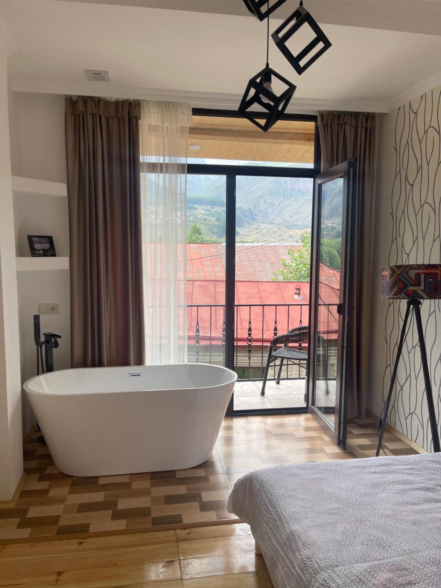 Sunny Guesthouse كازباجي المظهر الخارجي الصورة